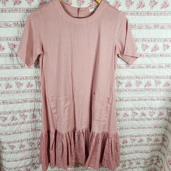 Bombay Paisley Pink Linen Blend Dress Eyelet Ruffle Hem Short Sleeve‎ XS - Picture 1 of 8